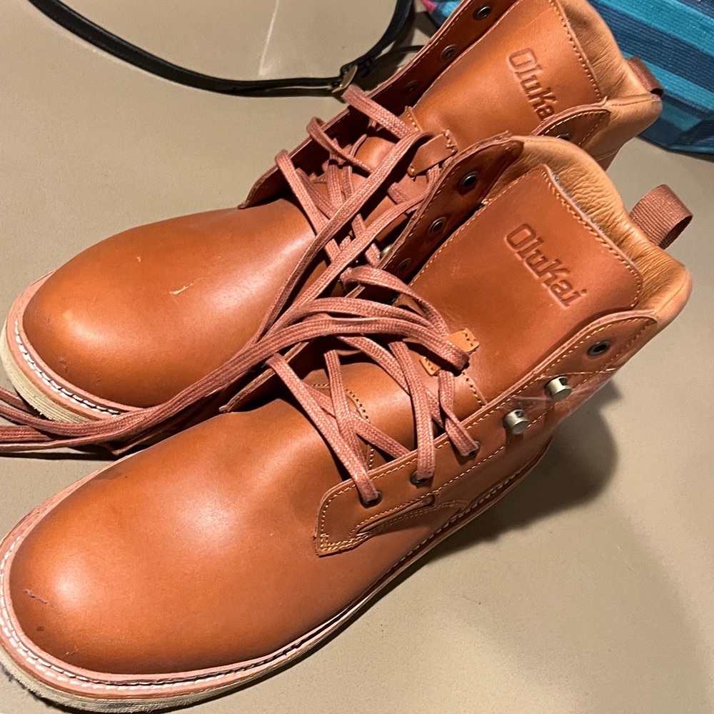 OluKai Men's Brown Leather Boots